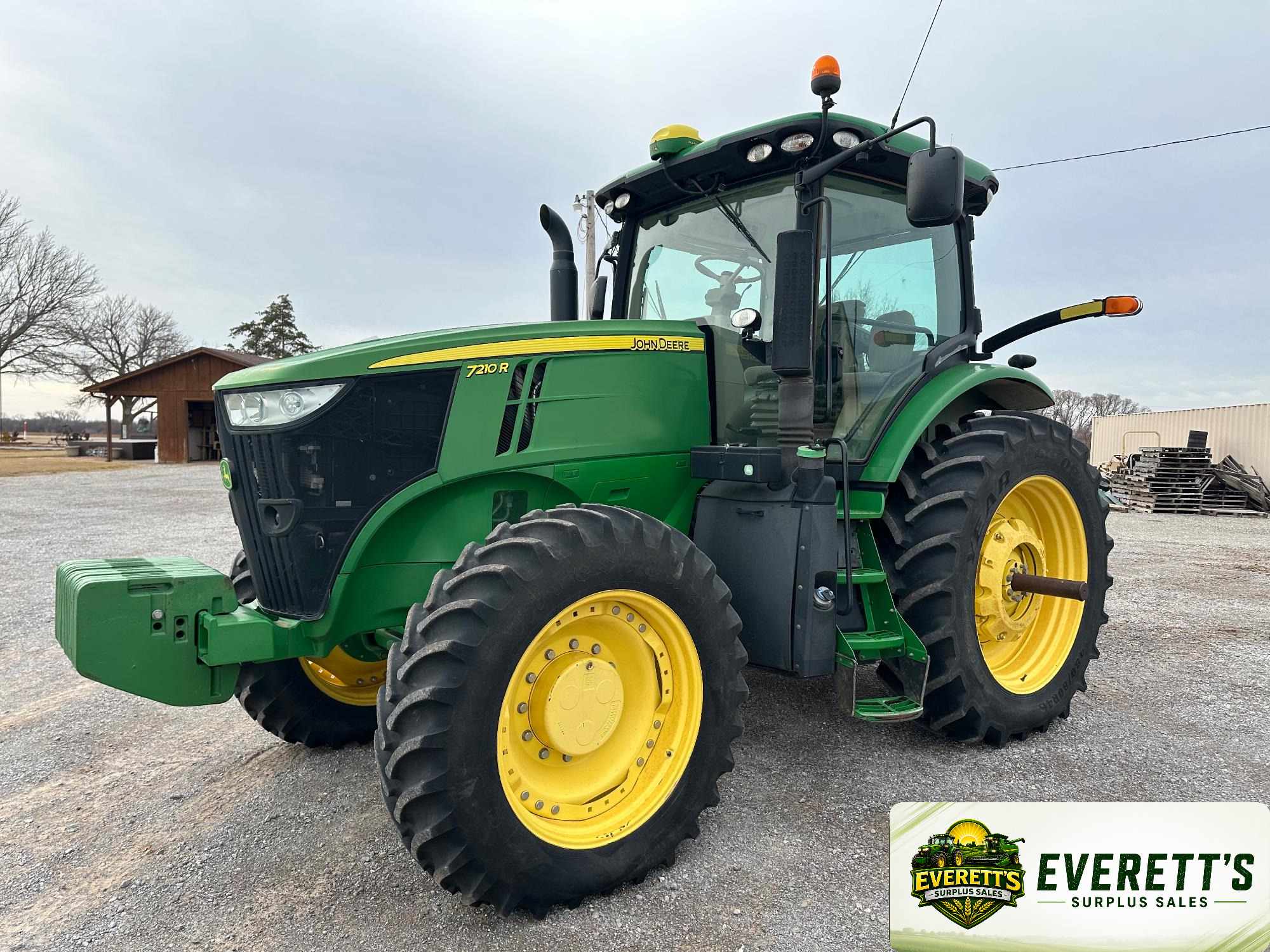 2015 John Deere 7210R
